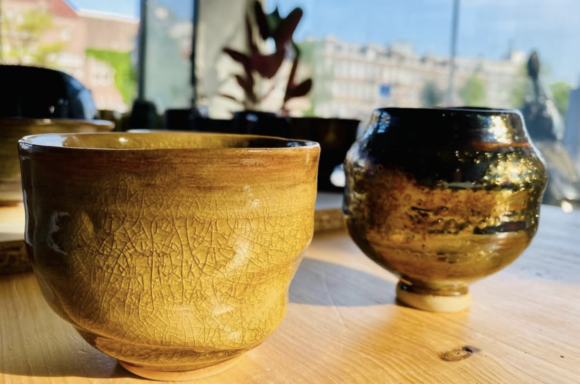 Zhenzhen Ceramics gallery image